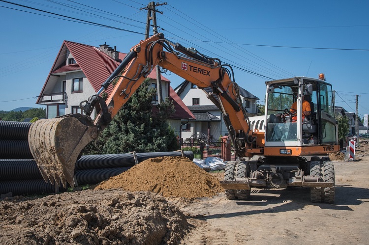 Remonty dróg powiatowych w wielu bocheńskich gminach