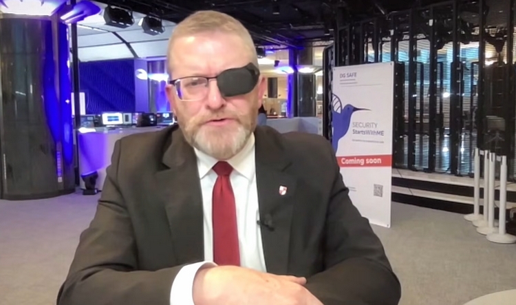 Braun: Kto ściąga niebezpieczeństwo na Polskę i Polaków?