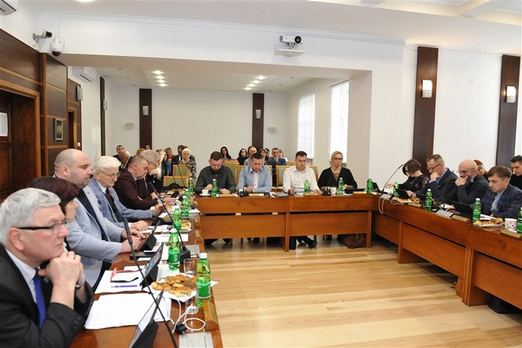 Zmiany w Radzie Miasta: drugi przewodniczący, w trzech komisjach zmieniono przewodniczących