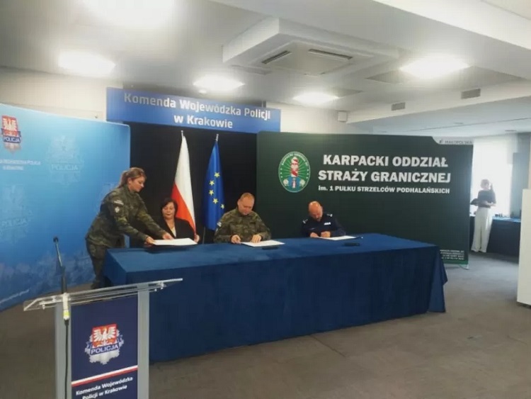 Żegocina: trójporozumienie dla liceum mundurowego